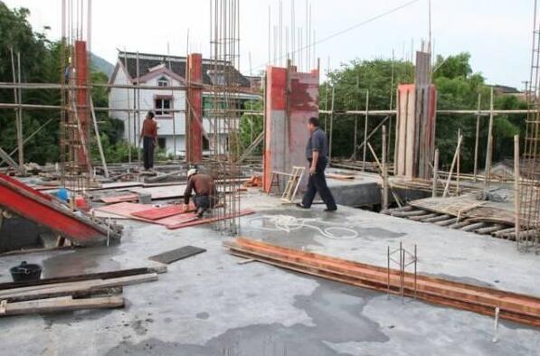 农村自建别墅,20万成本,在城里要300万都买不到!