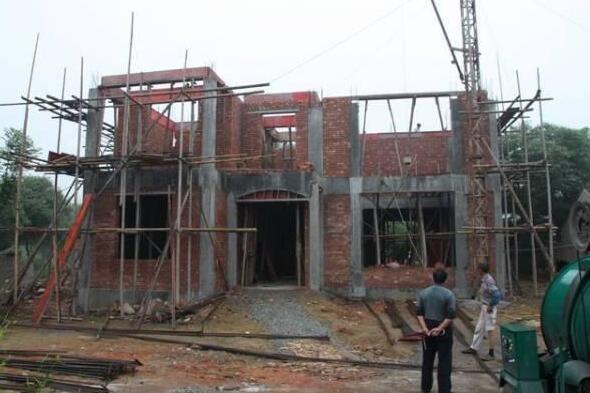 农村自建别墅,20万成本,在城里要300万都买不到!