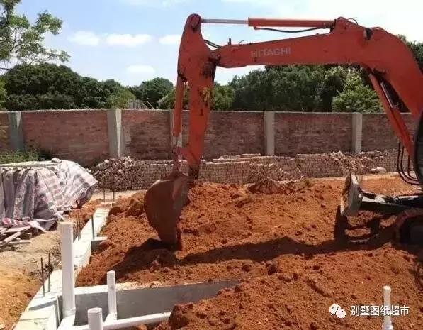 农村自建房基础施工这么做才能又稳又安全,别再花冤枉钱了