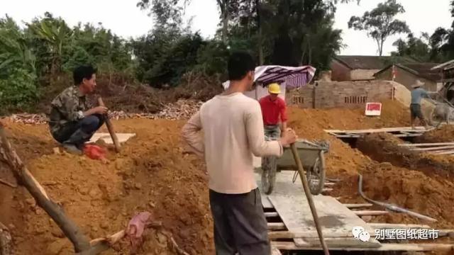 农村自建房基础施工这么做才能又稳又安全,别再花冤枉钱了