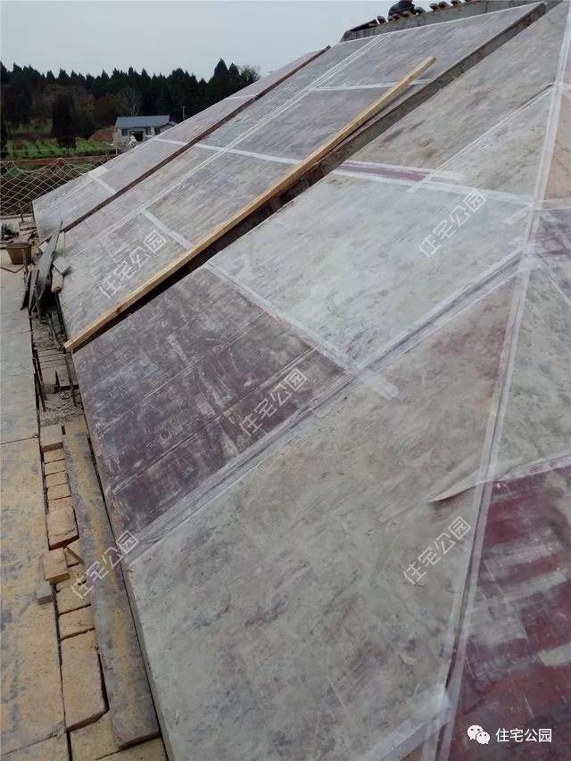 成都42万自建二层小别墅,这让一般包工头抓狂的坡屋顶啊!
