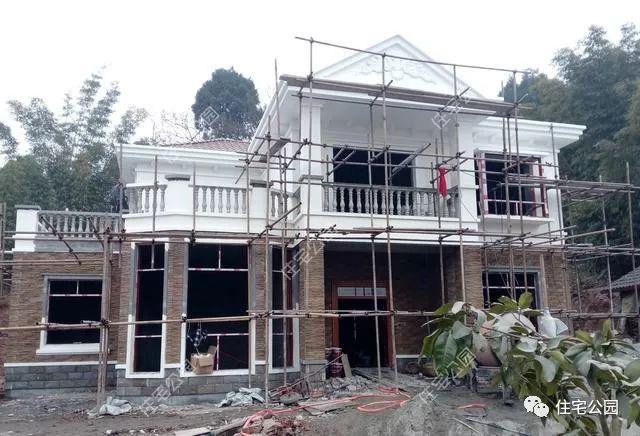 成都42万自建二层小别墅,这让一般包工头抓狂的坡屋顶啊!
