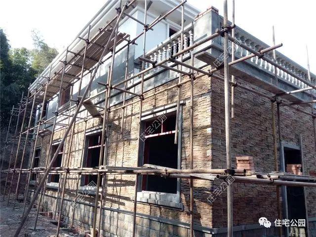 成都42万自建二层小别墅,这让一般包工头抓狂的坡屋顶啊!
