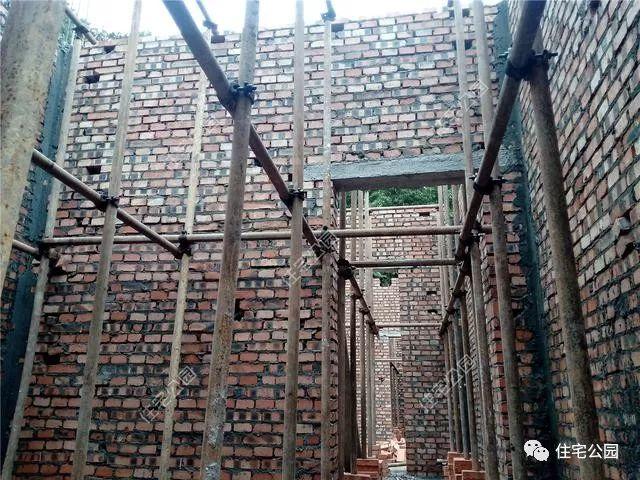 成都42万自建二层小别墅,这让一般包工头抓狂的坡屋顶啊!